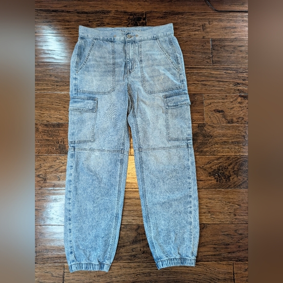 American Eagle Outfitters Pants - American Eagle Lightweight Denim Joggers Size 6